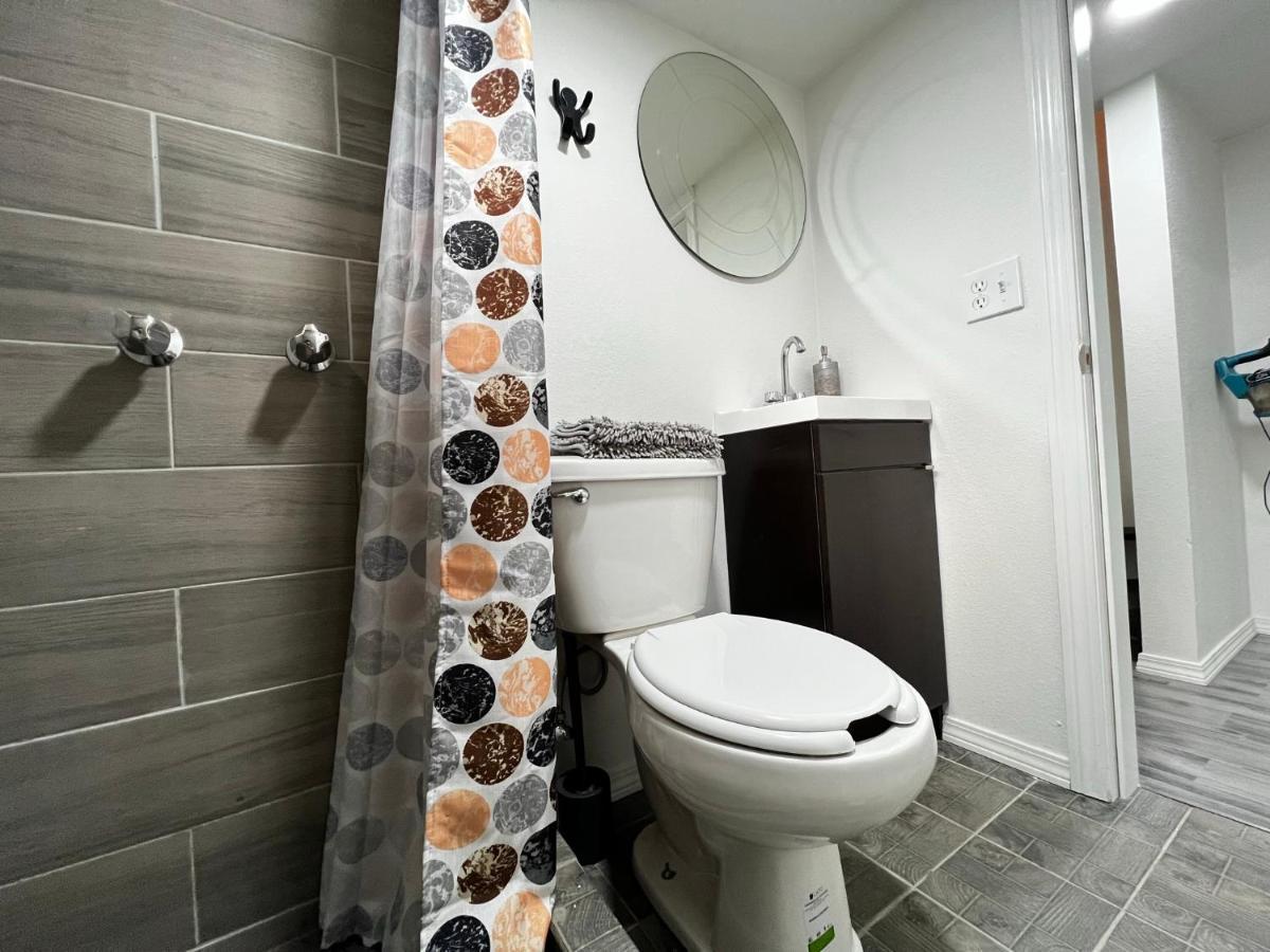 Lirios Tiny House En ואלה דה גוואדלופה מראה חיצוני תמונה